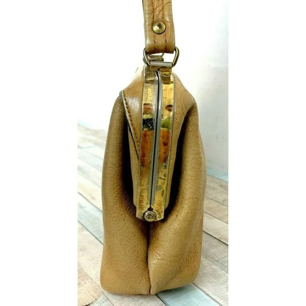 TRUE VINTAGE PEBBLED BEIGE GENUINE LEATHER FRAMED POCKETBOOK BAG HANDBAG PURSE